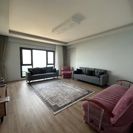 With Pool On The Beach Apartment Trabzon